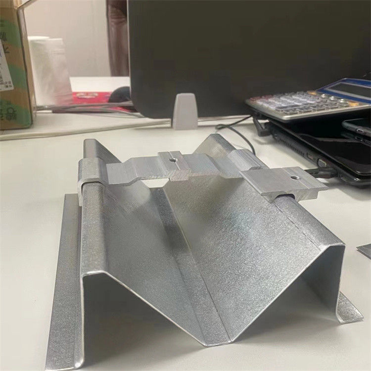 0,2 mm-0,5 mm Aluminiowe metalowe rynny dachowe Łatwa instalacja Niskie koszty utrzymania